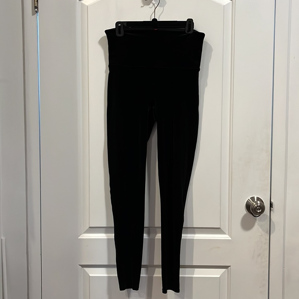 Spanx Velvet Leggings in Color Black - Picture 5 of 6